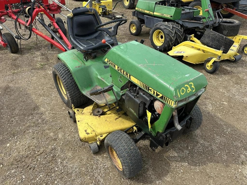 Image of John Deere 317 Primary image