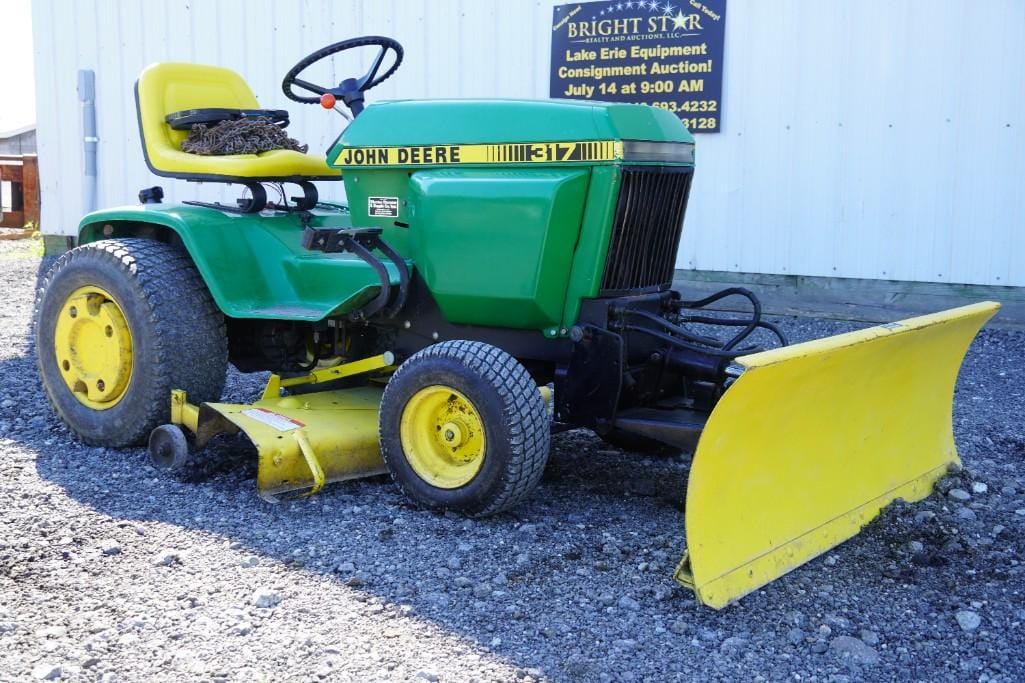 Main image John Deere 317