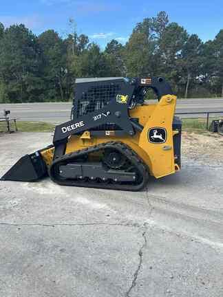 Image of John Deere 317P equipment image 3