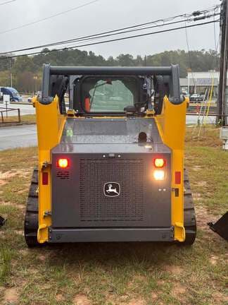 Image of John Deere 317P equipment image 3