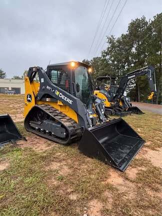 John Deere 317P Equipment Image0