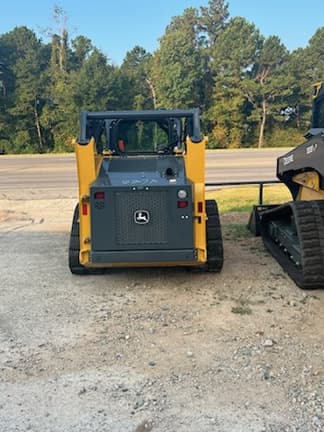 Image of John Deere 317P equipment image 2