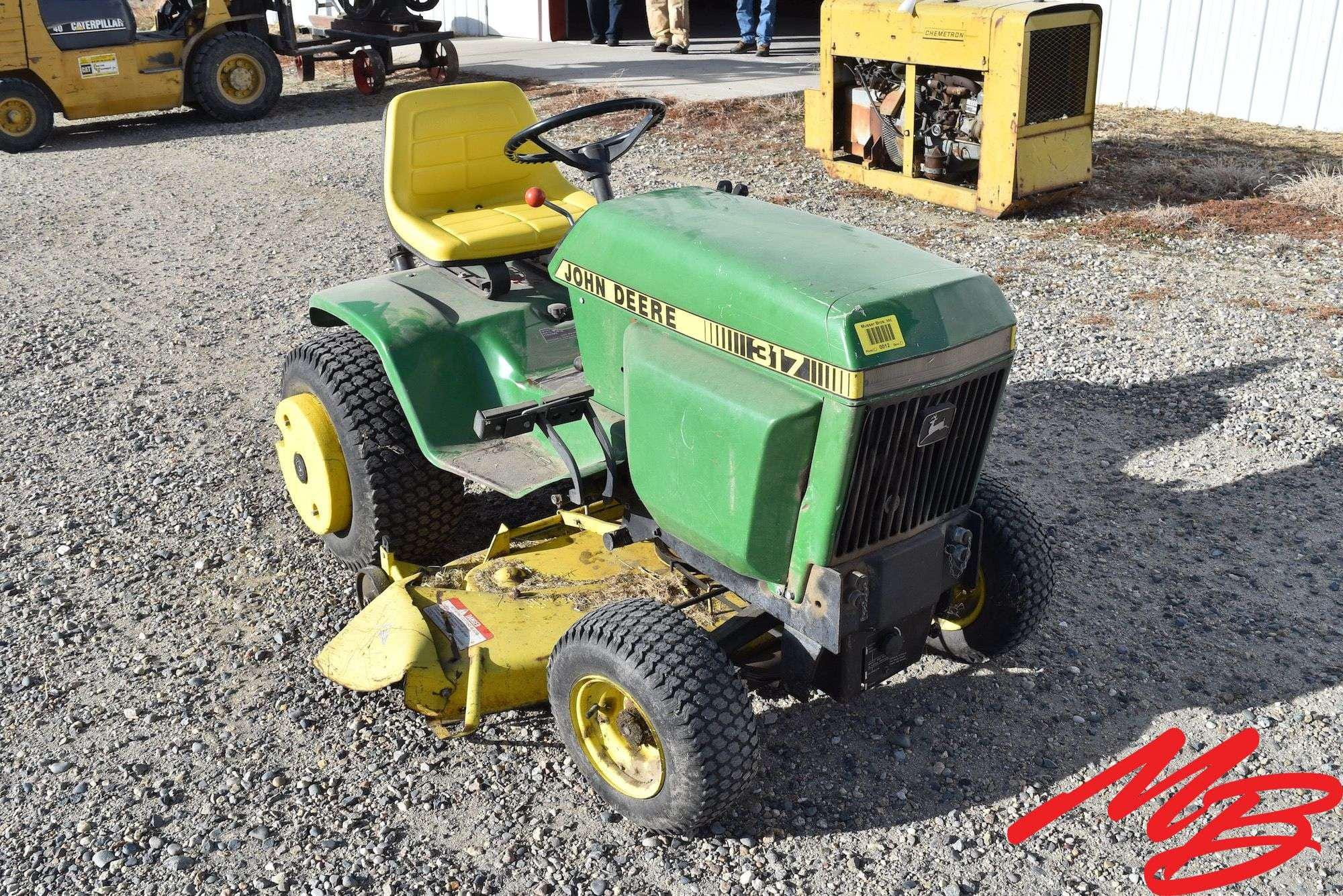 Main image John Deere 317