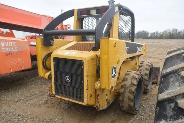 Image of John Deere 317 equipment image 2