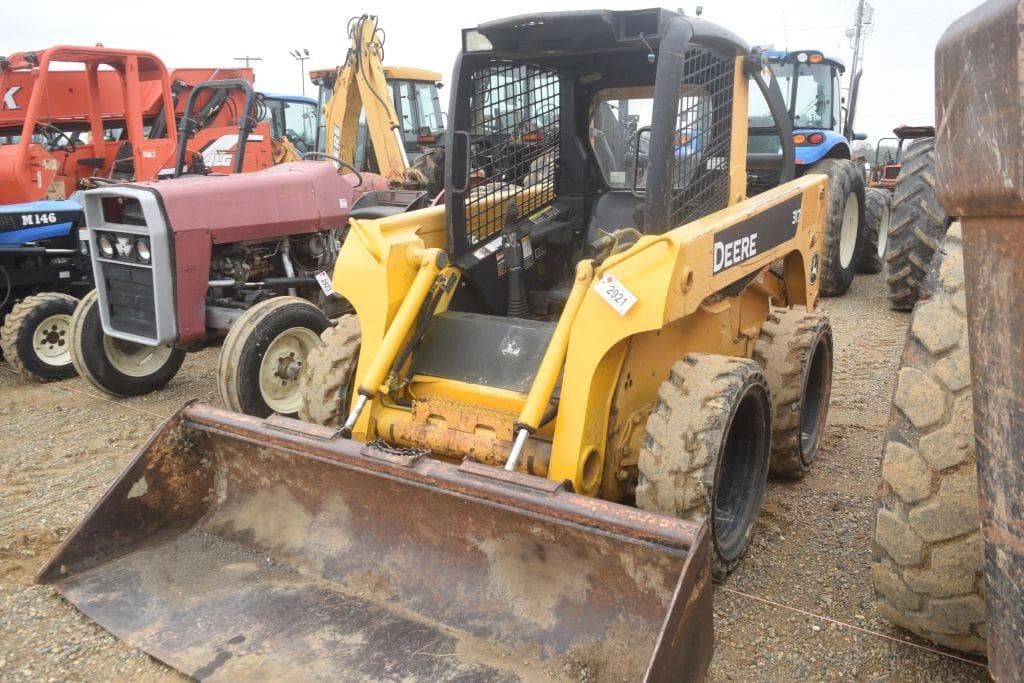 Image of John Deere 317 Primary image