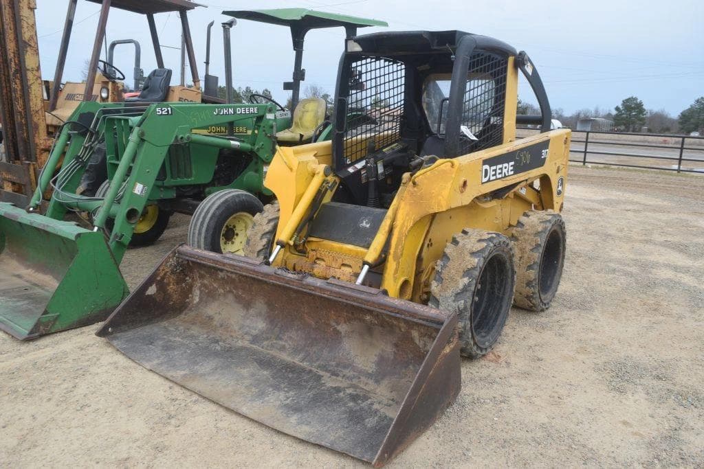 Image of John Deere 317 Primary image