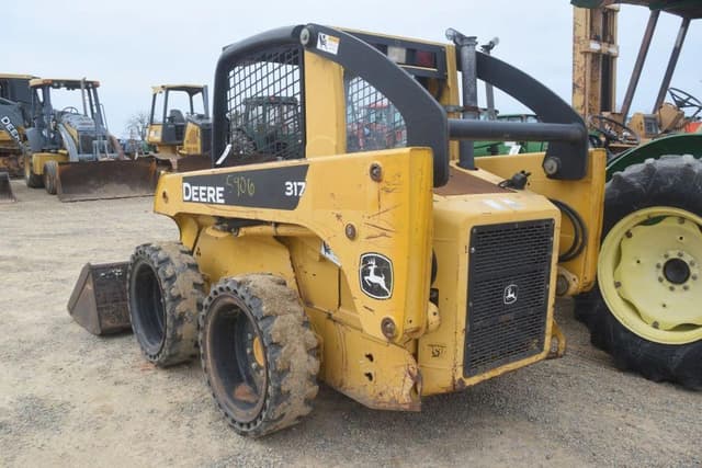 Image of John Deere 317 equipment image 1