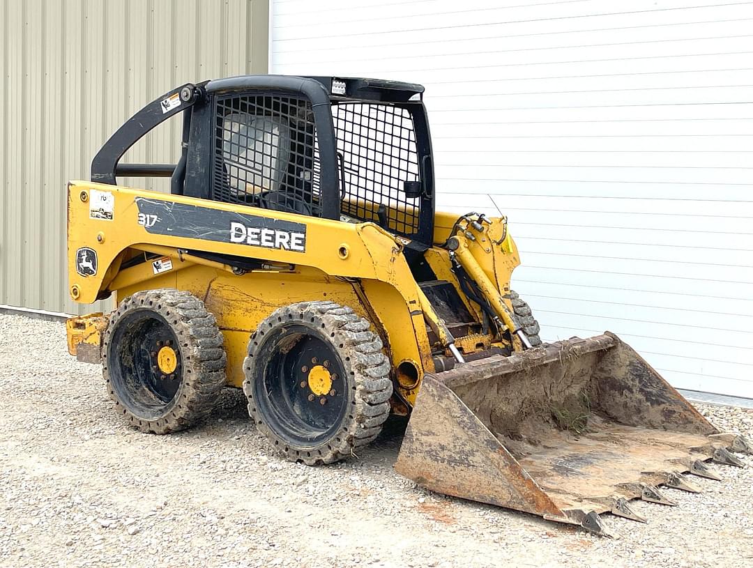 Image of John Deere 317 Primary image