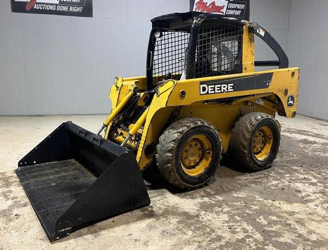 Image of John Deere 317 equipment image 1