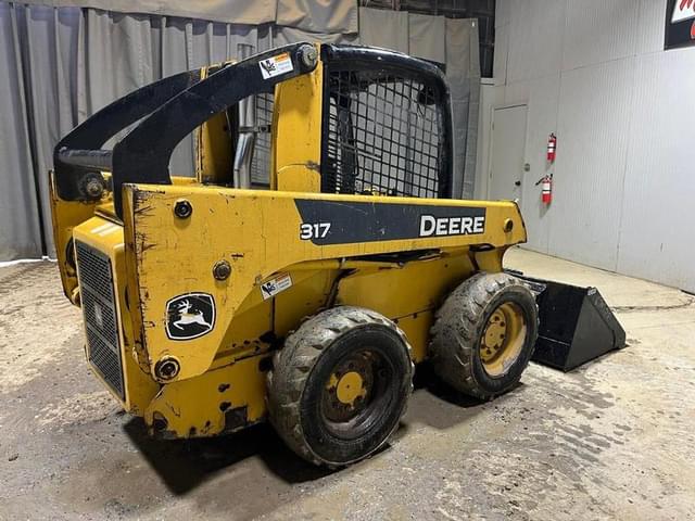 Image of John Deere 317 equipment image 4
