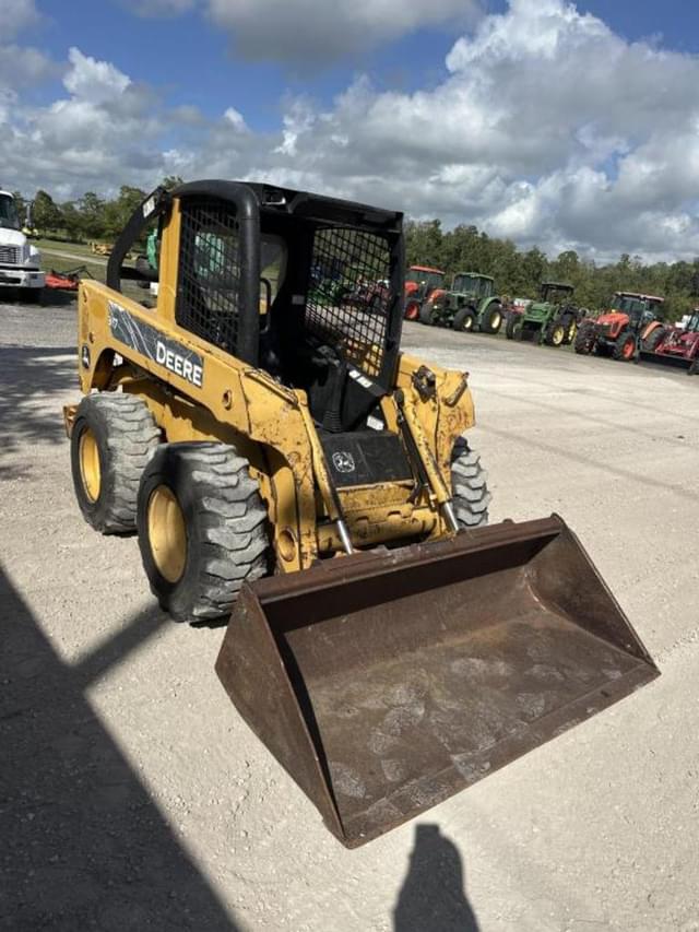 Image of John Deere 317 equipment image 4