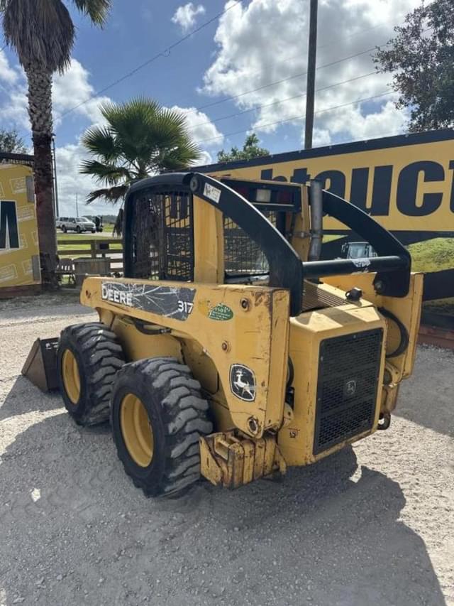Image of John Deere 317 equipment image 1