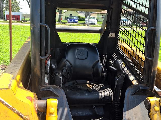 Image of John Deere 317 equipment image 2