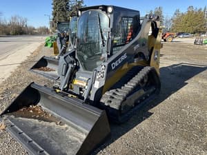 John Deere 317G Image