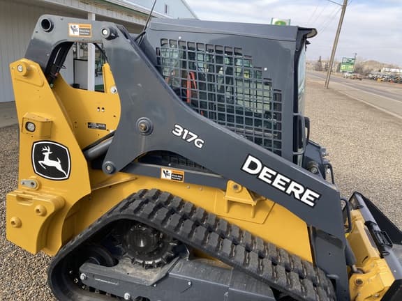 Image of John Deere 317G equipment image 1