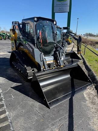 Image of John Deere 317G equipment image 1