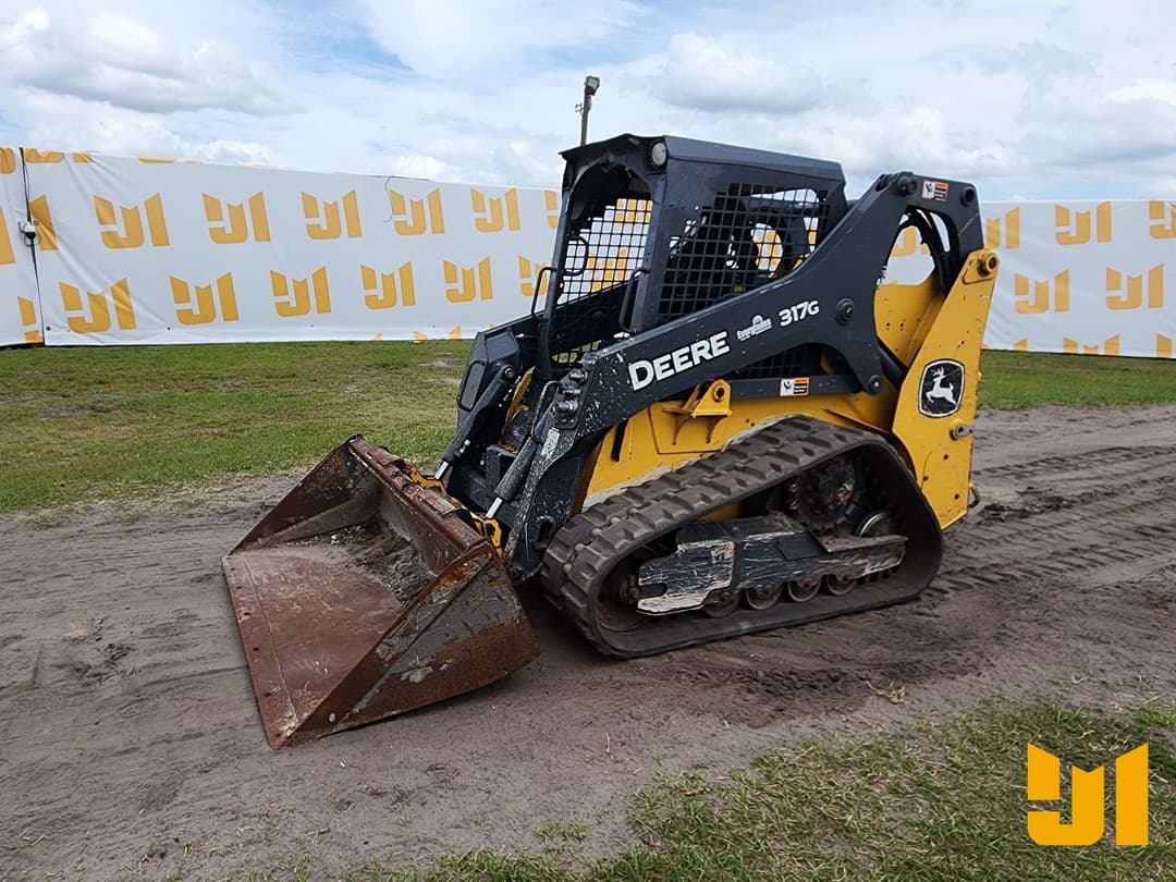 Image of John Deere 317G Primary image