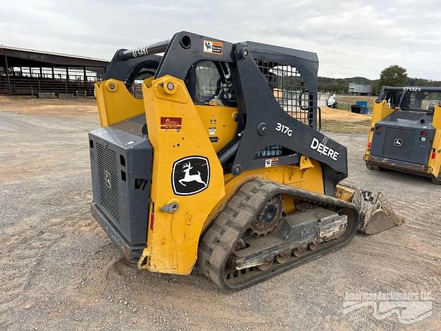 Image of John Deere 317G equipment image 2