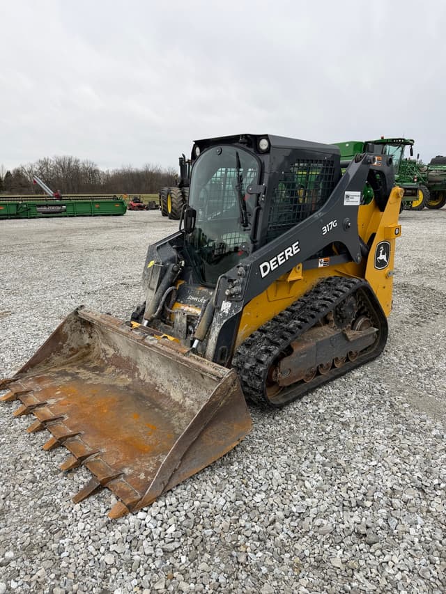 Image of John Deere 317G equipment image 2