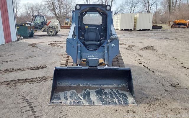 Image of John Deere 317G equipment image 2