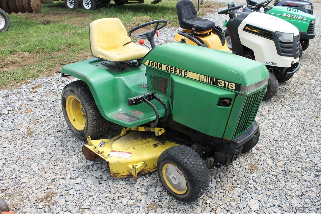 Image of John Deere 318 Primary image