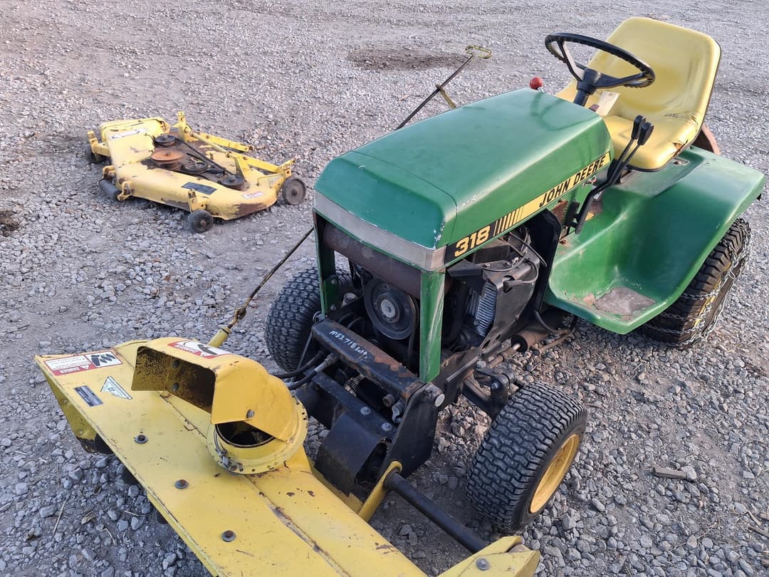 Image of John Deere 318 Primary image