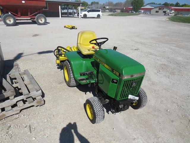 Image of John Deere 318 equipment image 4
