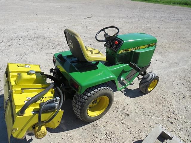 Image of John Deere 318 equipment image 3