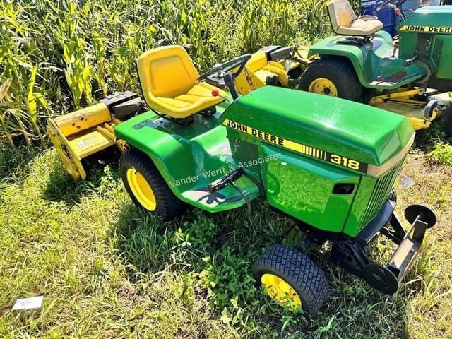Image of John Deere 318 equipment image 1