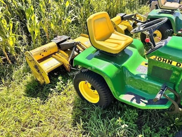 Image of John Deere 318 equipment image 3