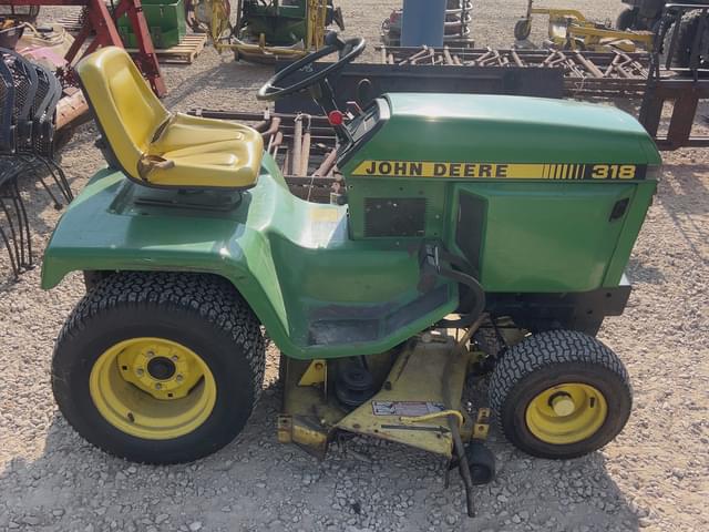 Image of John Deere 318 equipment image 3