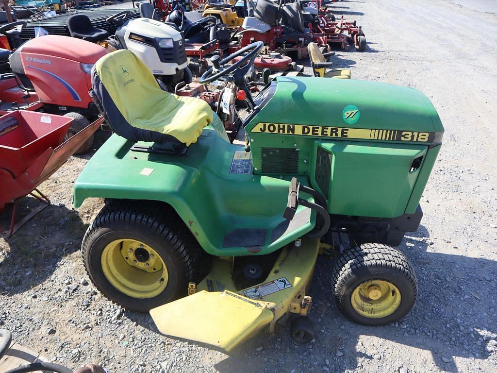 Image of John Deere 318 Primary image