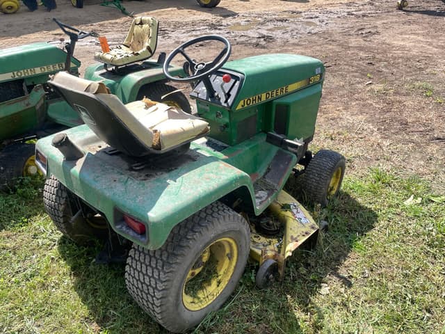 Image of John Deere 318 equipment image 4