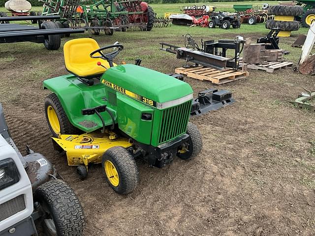 Image of John Deere 318 equipment image 4