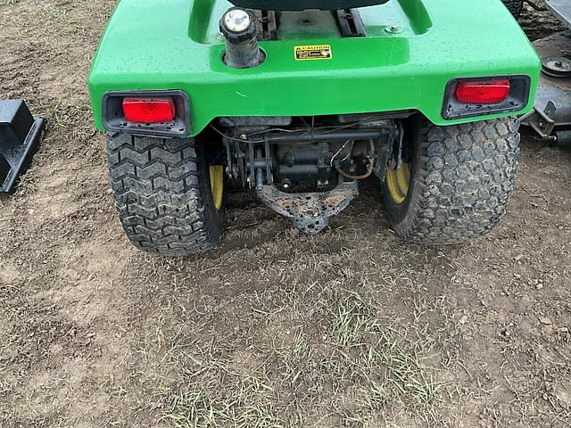 Image of John Deere 318 equipment image 2