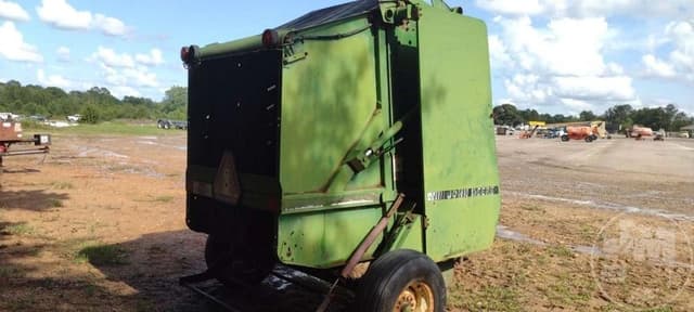 Image of John Deere 385 equipment image 3