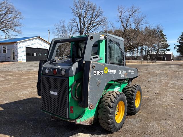 Image of John Deere 318D equipment image 1