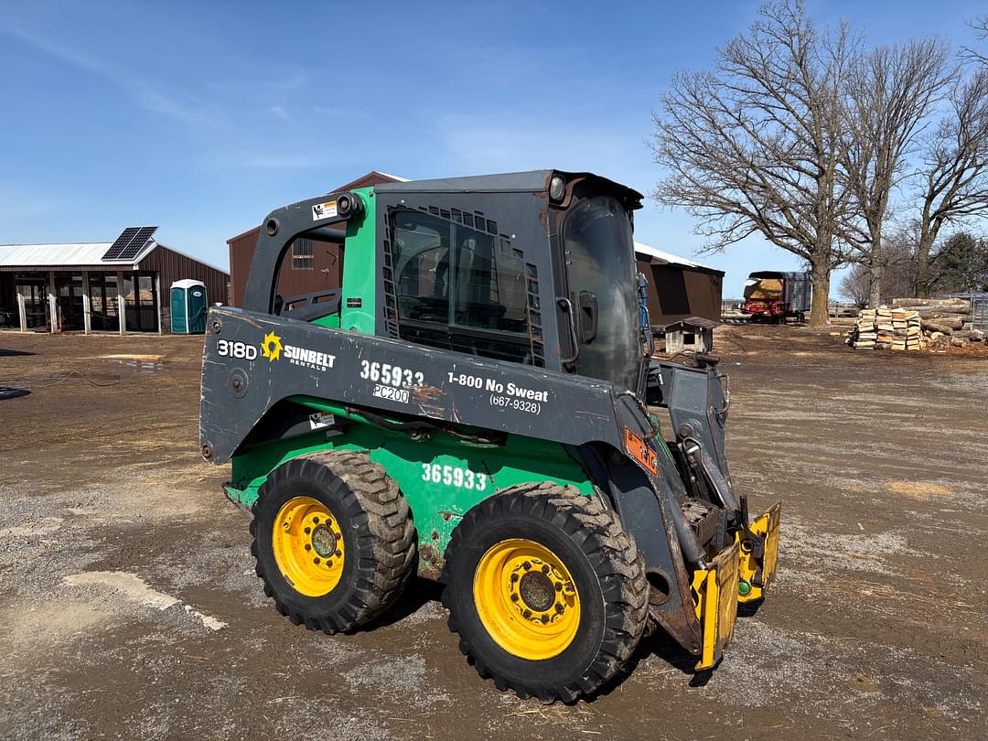 Image of John Deere 318D Primary image