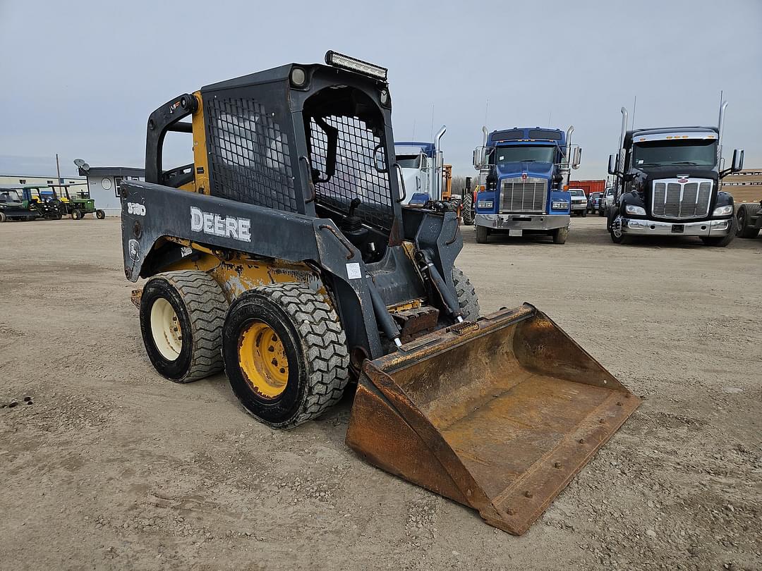 Image of John Deere 318D Primary image