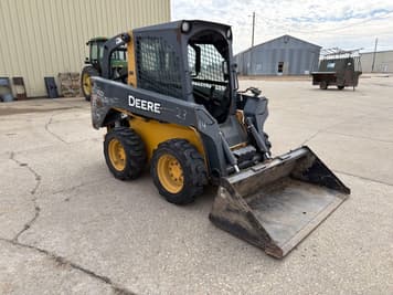 Main image John Deere 318D