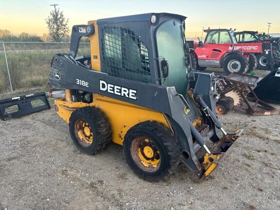 Image of John Deere 318E Primary image