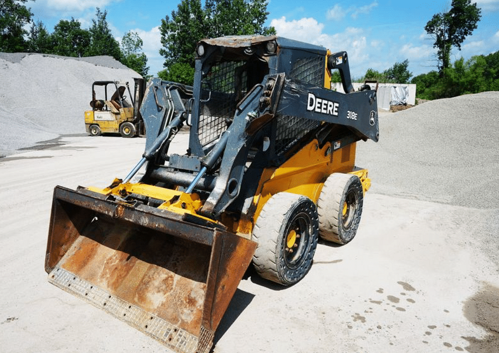 Image of John Deere 318E Primary image