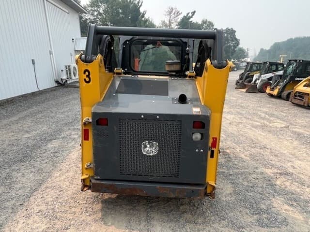 Image of John Deere 318G equipment image 3