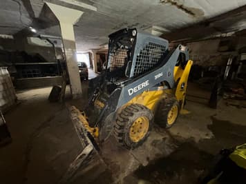 Main image John Deere 318G