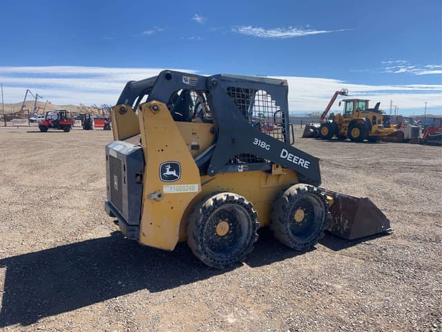 Image of John Deere 318G equipment image 2