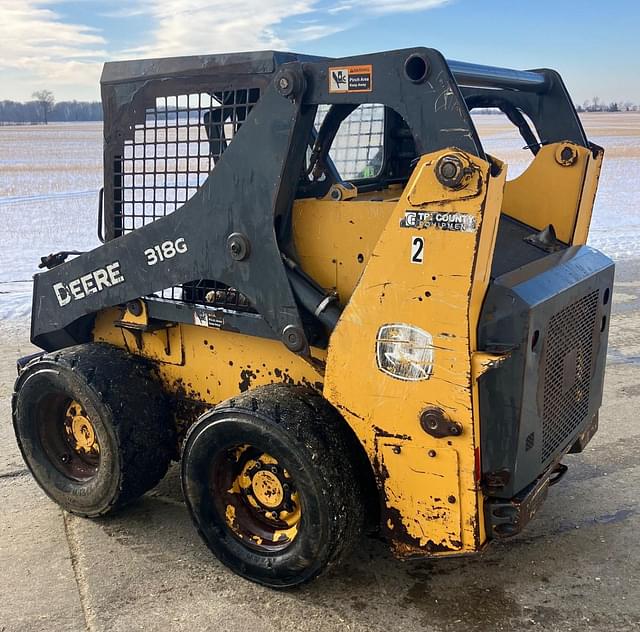 Image of John Deere 318G equipment image 2