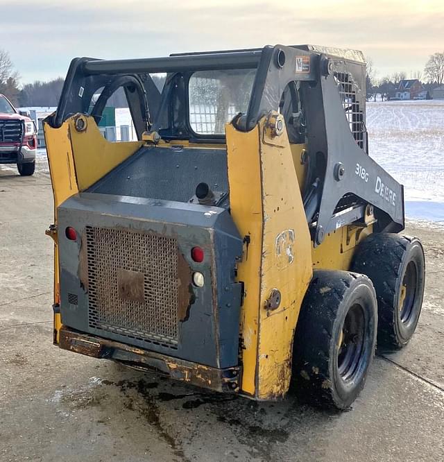 Image of John Deere 318G equipment image 4