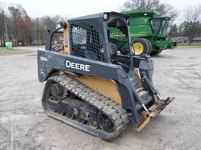 Image of John Deere 319D equipment image 2