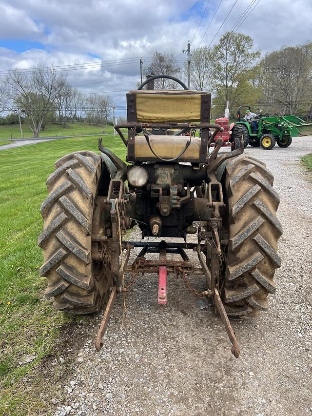 Image of John Deere 320 equipment image 3