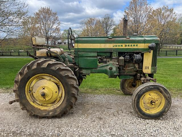 Image of John Deere 320 equipment image 1